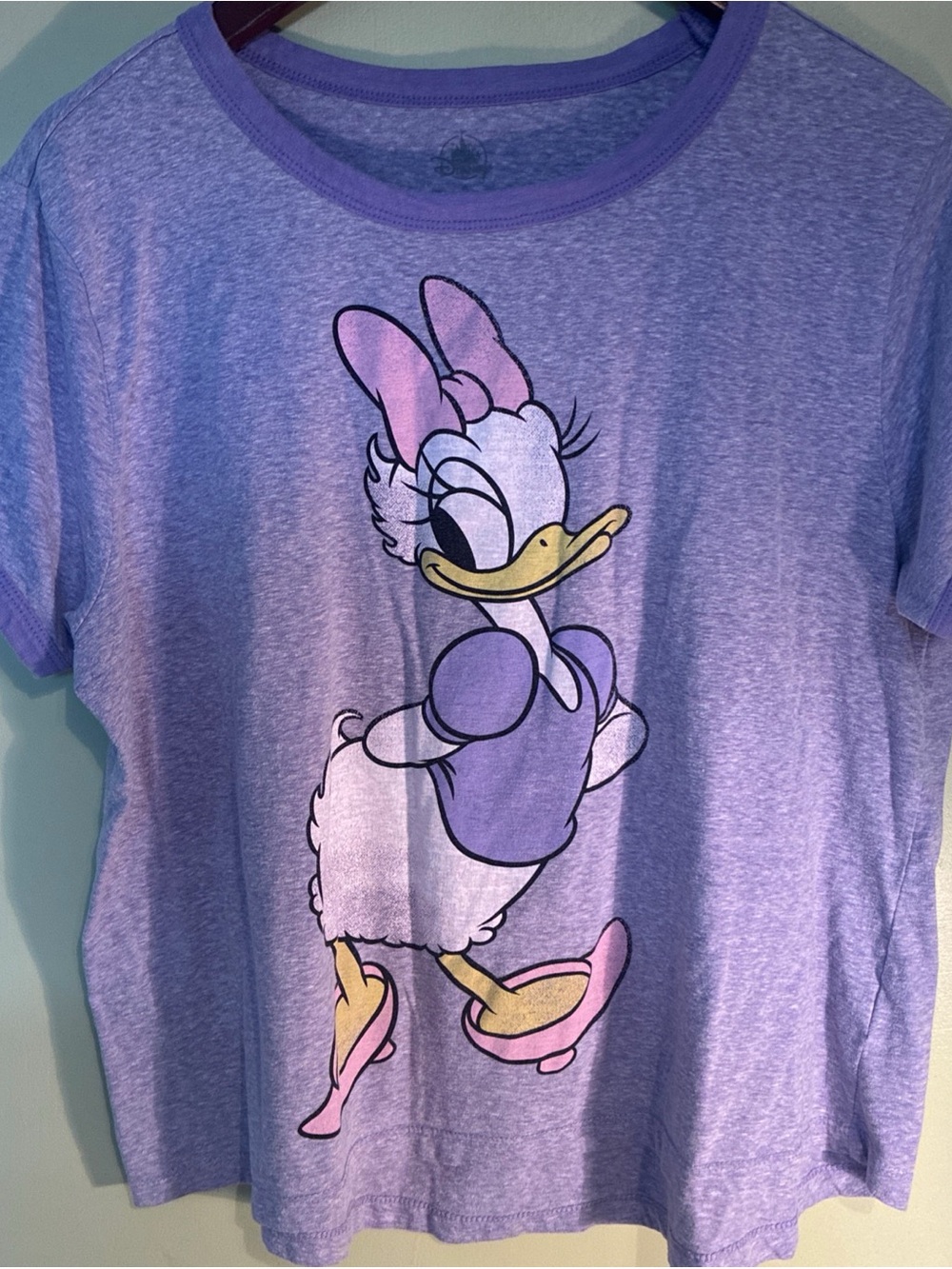 Disney womens Daisy Duck Short Sleeve Tee - Lavender & Pink Sz XL - Picture 2 of 11